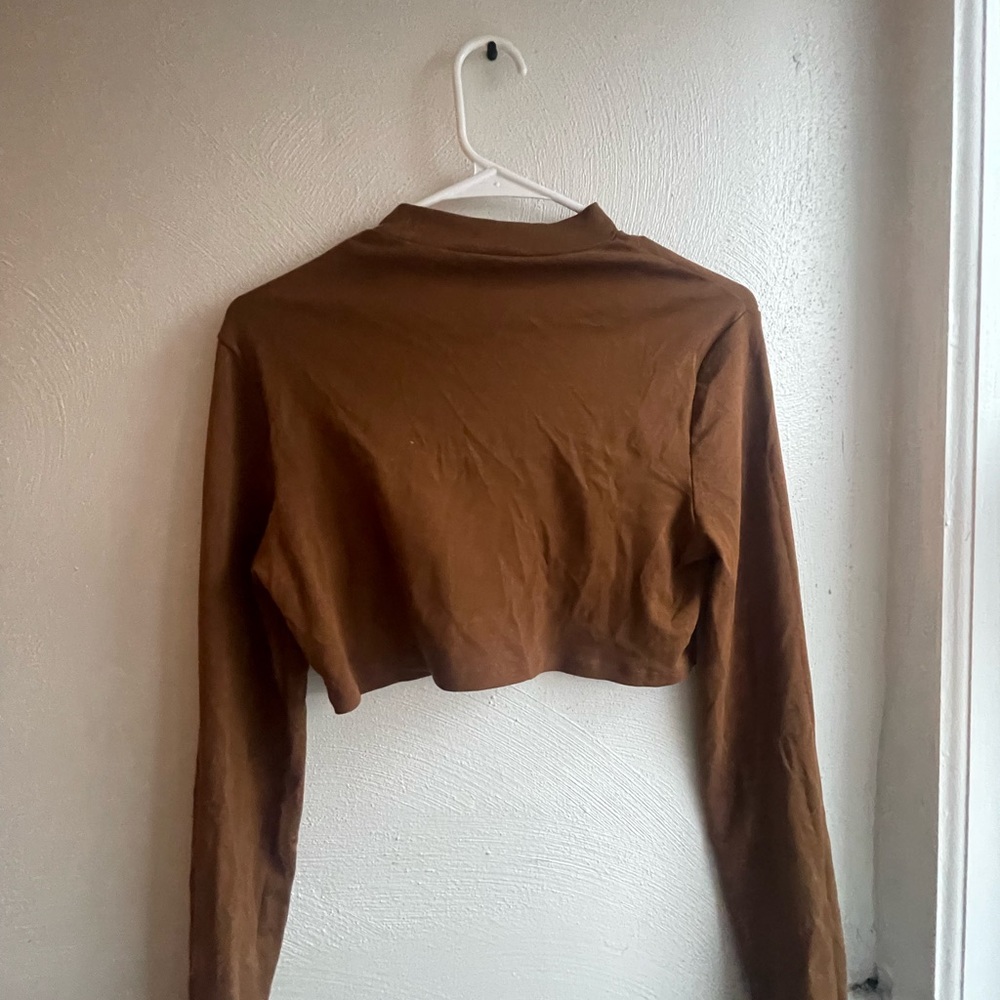 brown cropped mock neck